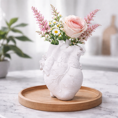 Nordic Anatomical Heart Vase – Resin Decorative Flower Pot & Artistic Anatomy Sculpture for Home Decor